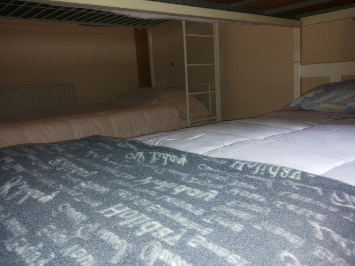Costas Hostel Action Tseri ภายนอก รูปภาพ